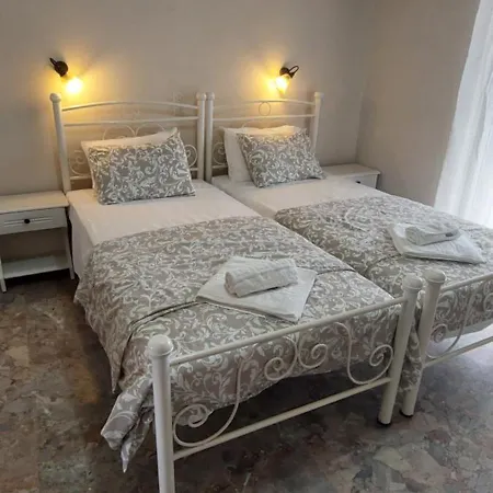 Antzela Sidari (Corfu)